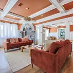 Stunning 9Br Build Your Group Vacation Memories